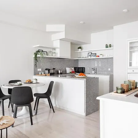 Joivy Superb 1-br Flat Near Jardim Da Estrela * Lisbon
