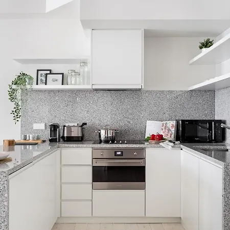 Joivy Superb 1-br Flat Near Jardim Da Estrela Apartment