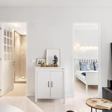 Joivy Superb 1-br Flat Near Jardim Da Estrela