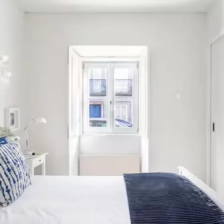 Guestready - Bold Near Jardim Da Estrela Lägenhet